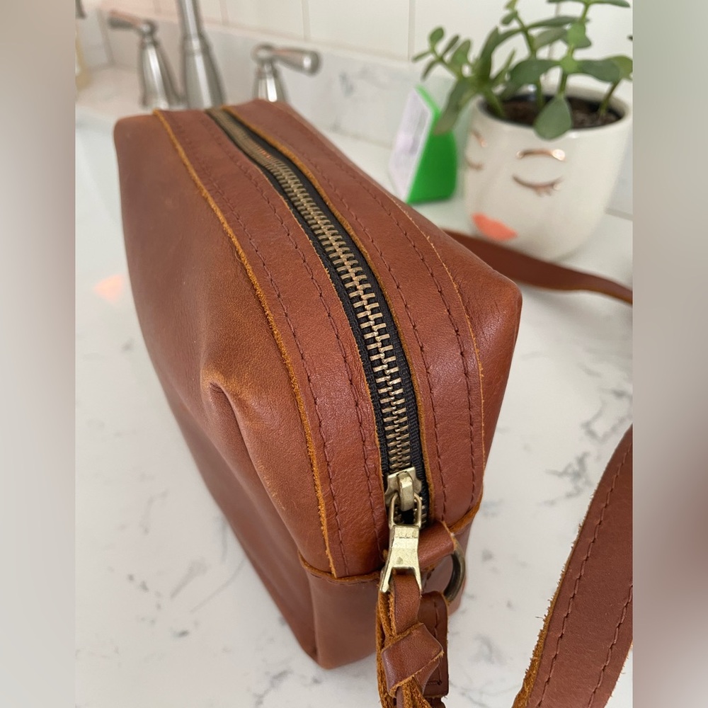 Portland Leather Mesa Mini Crossbody - Picture 5 of 6